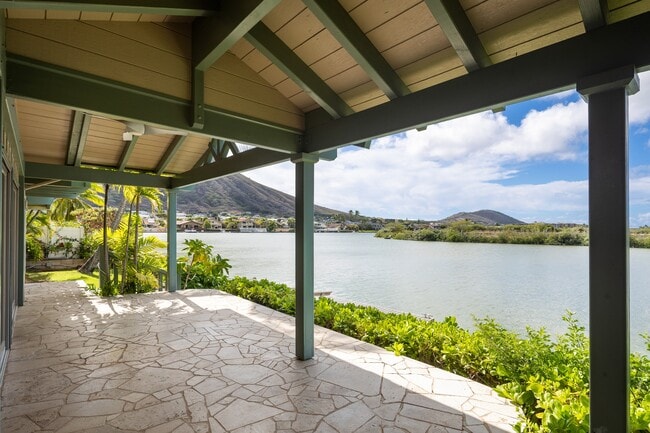 Building Photo - 6969 Niumalu Loop