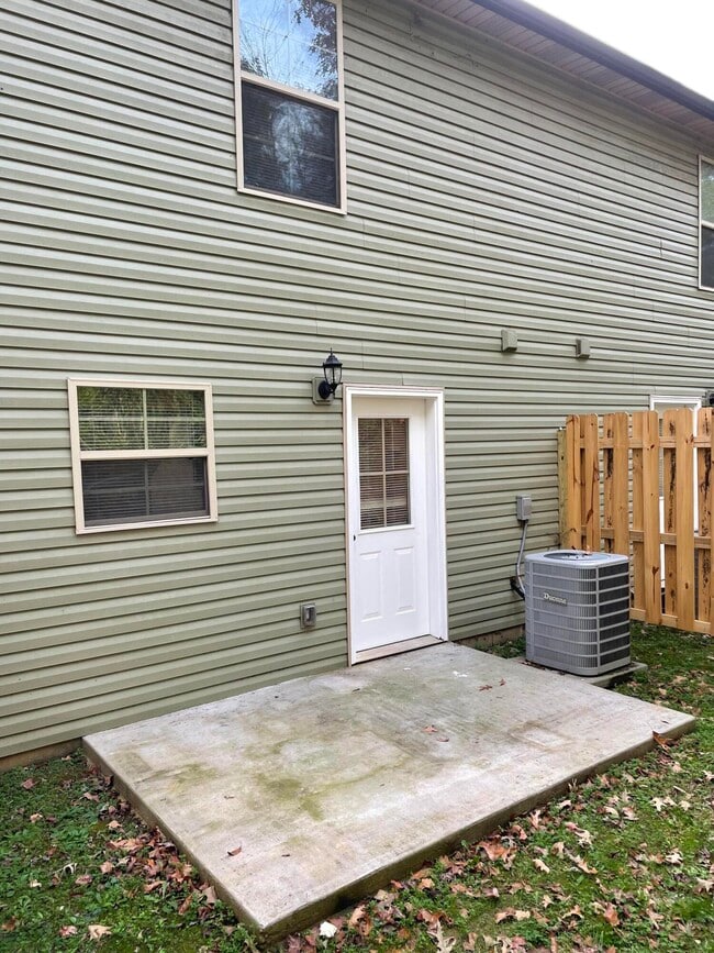 Building Photo - 2156 Old Harrison Ln