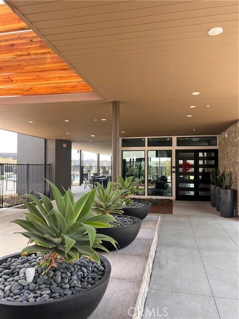 Building Photo - 16032 Sunny Ct