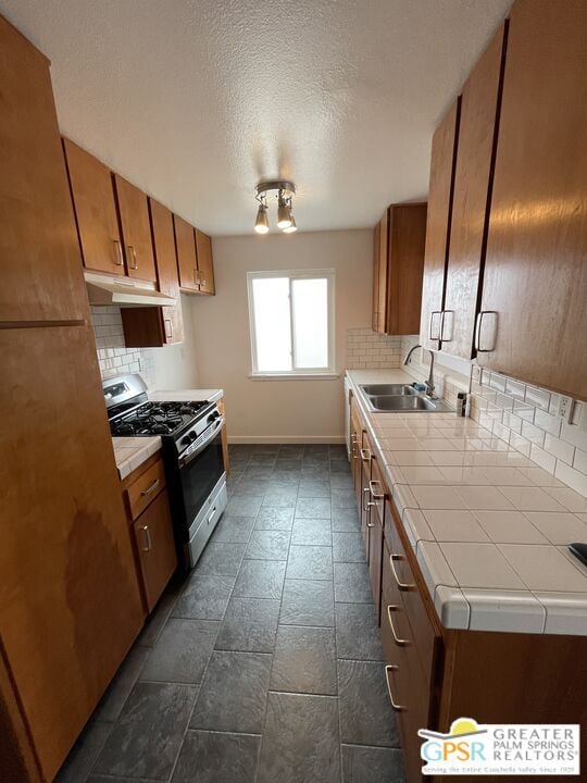 Building Photo - 8081 Constantine Dr