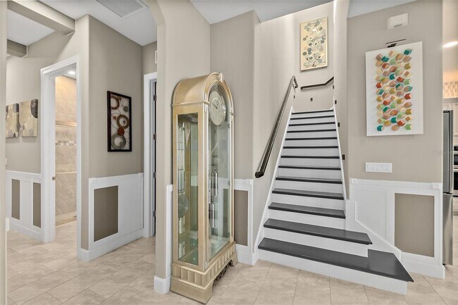 Building Photo - 54 N Riverwalk Dr