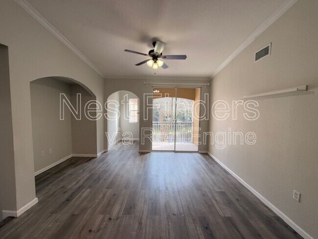 Building Photo - 10075 Gate Pkwy N