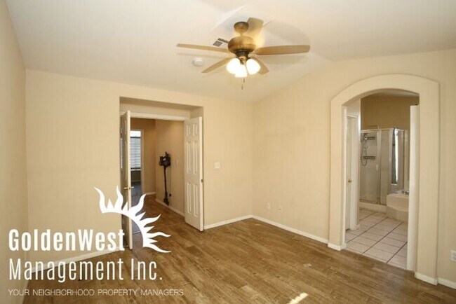 Building Photo - Elegant Cozy 3Bdm 2.5Ba Home in Las Vegas!
