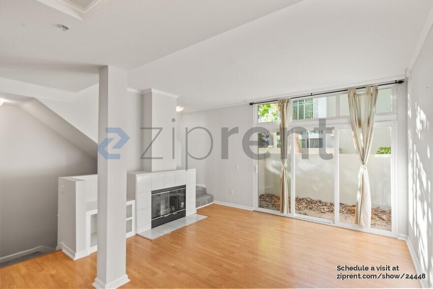 Primary Photo - 334 Dunsmuir Terrace