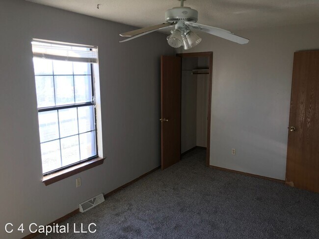 Building Photo - 1720 Amelia St