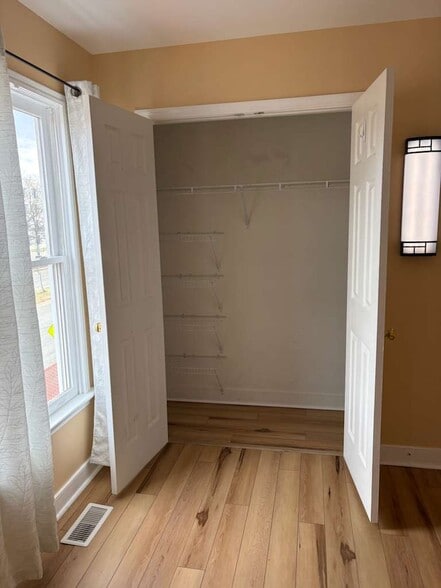 Bedroom A - 605 Spring St