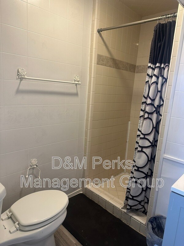 Building Photo - 1714 Dartmouth Ave