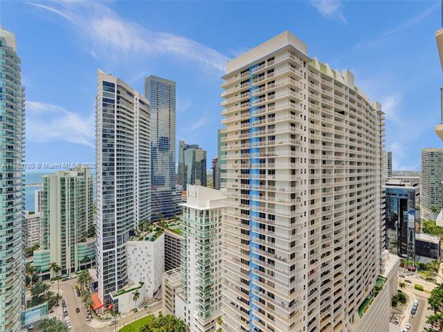 Building Photo - 1155 Brickell Bay Dr