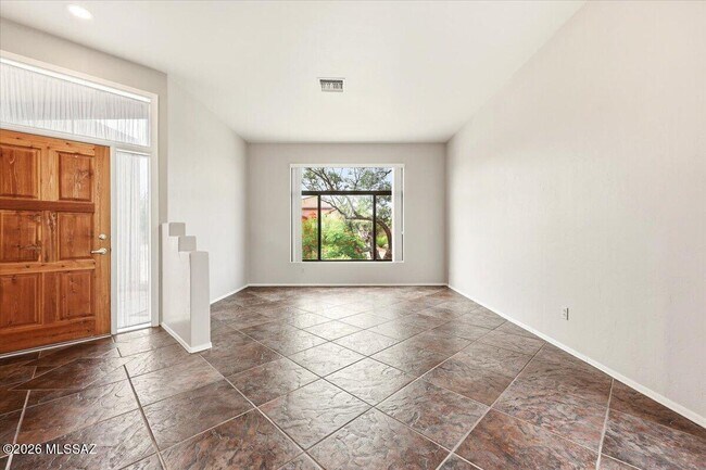 Building Photo - 10961 E Siskin Pl