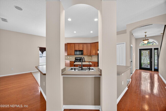 Building Photo - 13175 Tom Morris Dr
