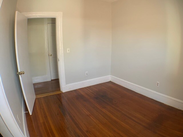 Building Photo - 11 Chilcott Pl