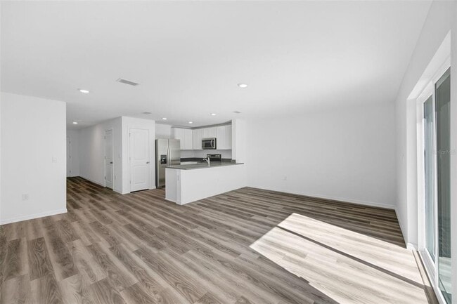 Building Photo - 1009 SPOTTED EGRET Loop