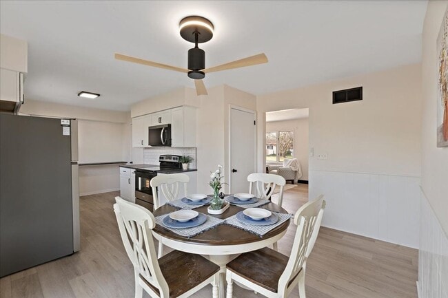 Building Photo - 3 Bedroom Rental in Milan