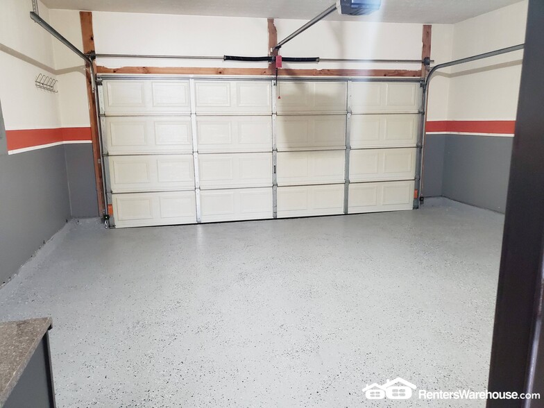 Building Photo - 3934 Cutler Donahoe Way