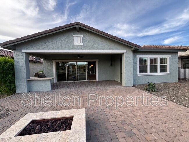 Building Photo - 20614 W Hillcrest Blvd