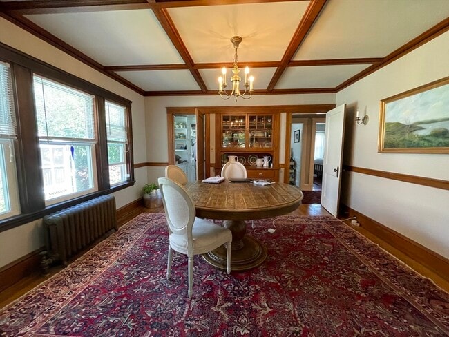 Building Photo - 62 Newport St