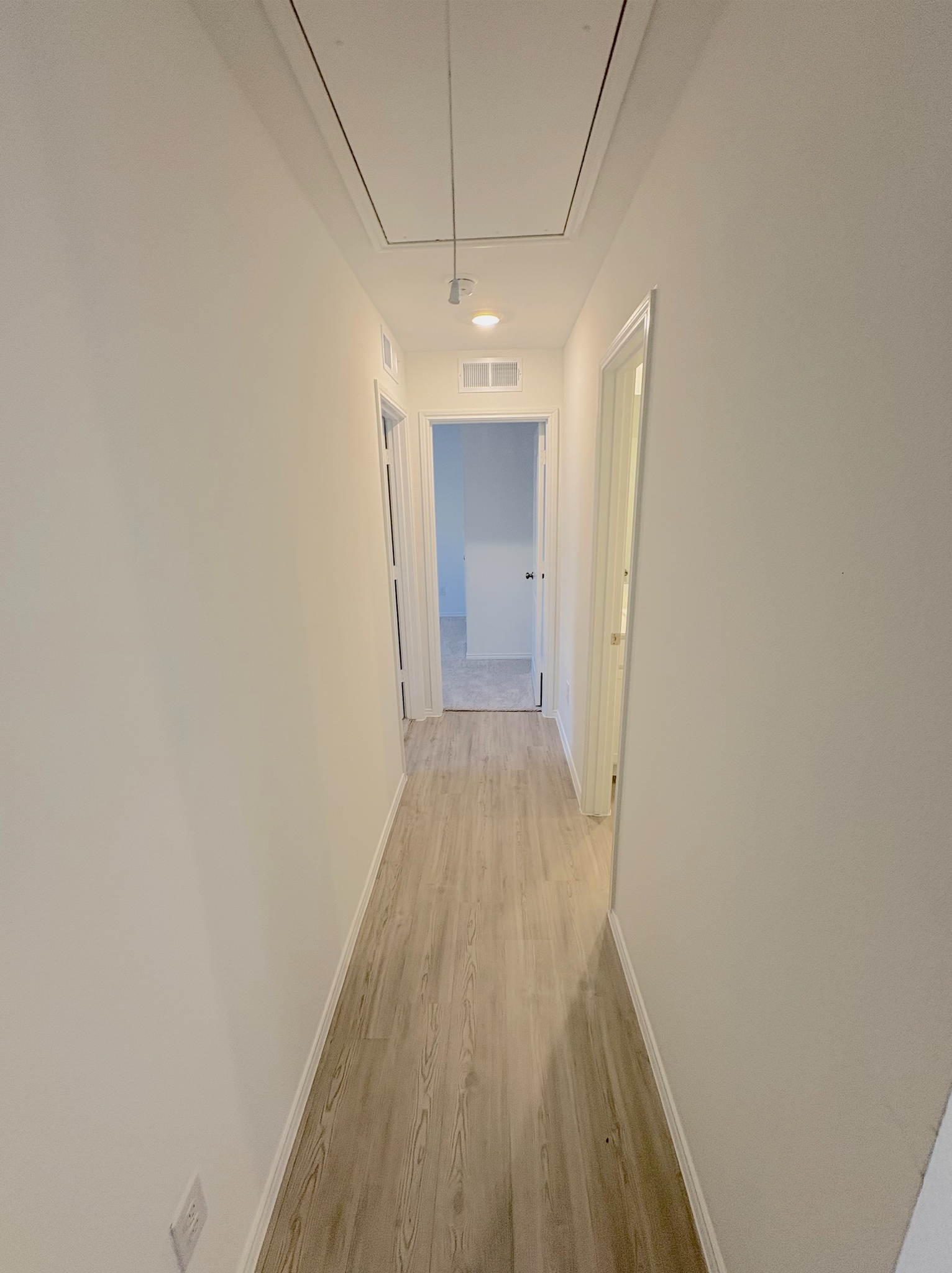 Building Photo - 1033 Cortijo Way