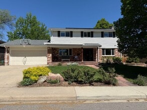 Building Photo - Beautifully Renovated Boulder Gem with Bac...