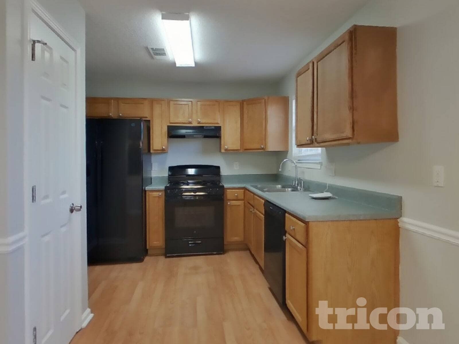 Building Photo - 6030 Crooked Creek Dr.