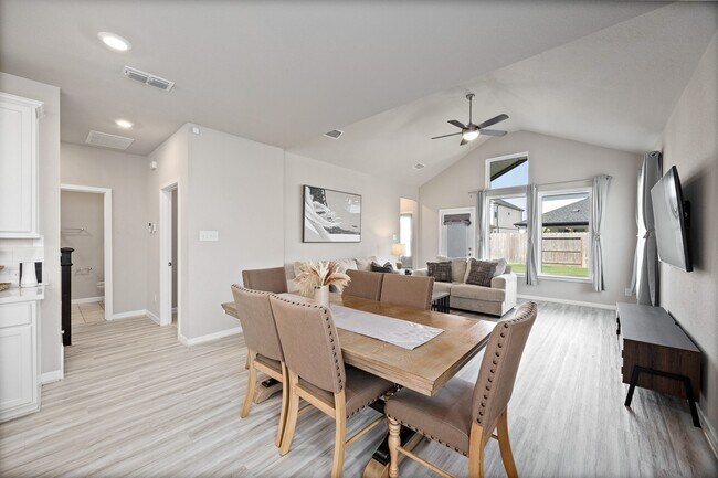 Building Photo - 8803 Riverton Rdg Rd