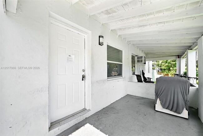 Building Photo - 577 NW 90th St