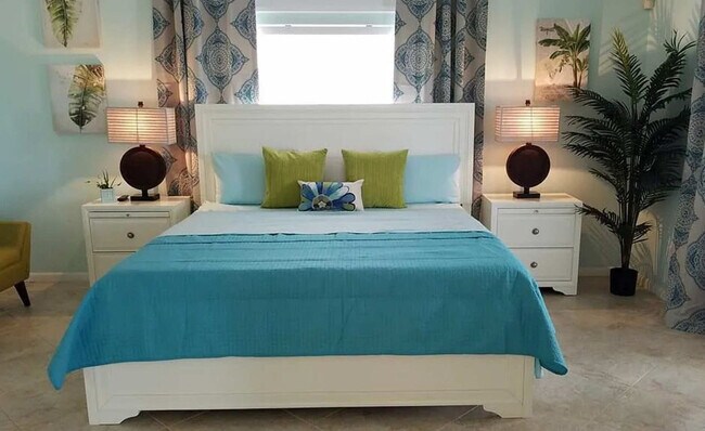 Building Photo - 62 Moody Dr