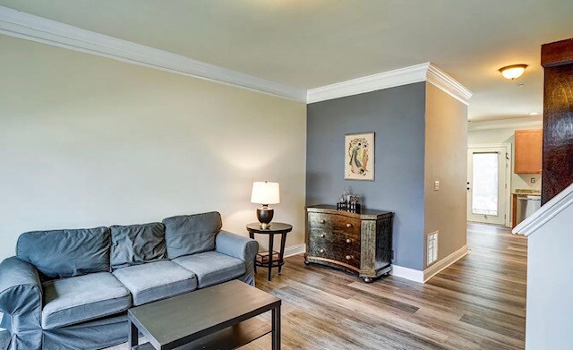 Building Photo - 2943 Templehof Ct