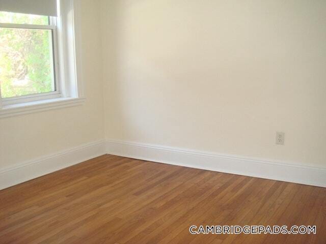 Building Photo - 18 Chauncy St