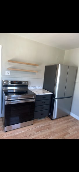 Kitchen - 2005 N 11th St