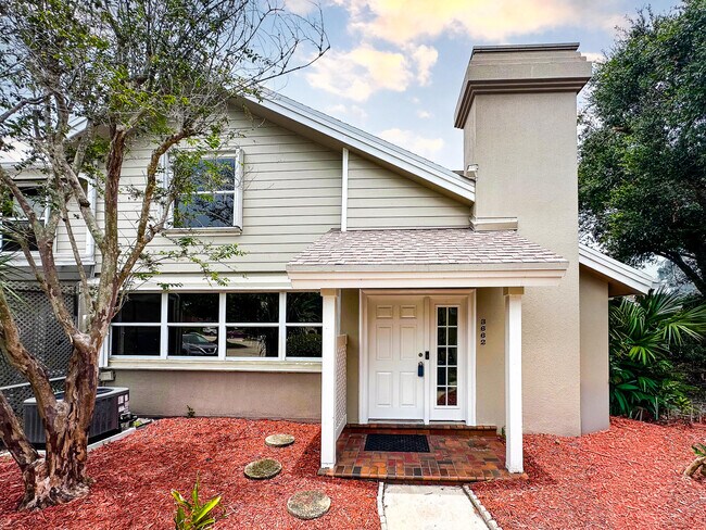 Building Photo - 3662 SW Sunset Trace Cir