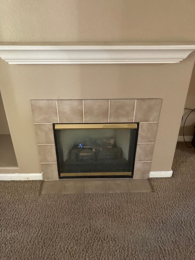 Building Photo - Tanamera Resort Gated Community.  One bedroom, one full bathroom, one car attached garage.