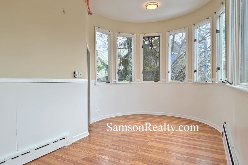 Building Photo - 314 Angell St