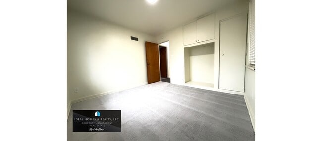 Building Photo - 2033 Glendale Ave