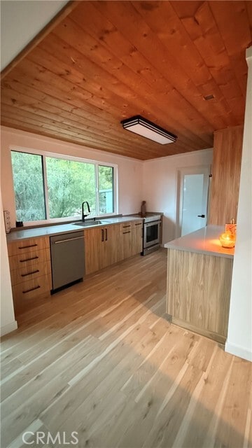 Building Photo - 9552 Ventura Way