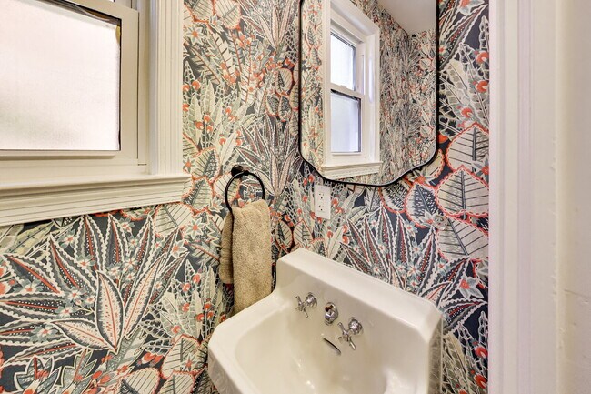 Building Photo - Beautiful Brick Home in the Heart of Chevy Chase