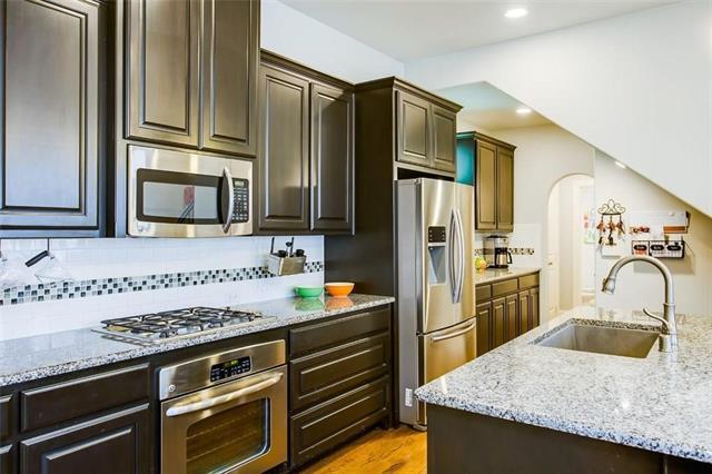 Building Photo - 4921 Sage Hill Dr