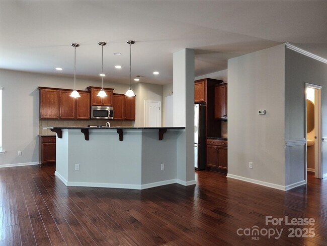 Building Photo - 8611 Burnside Ln