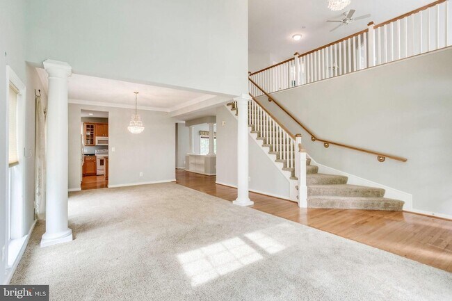 Building Photo - 26161 Rachel Hill Dr