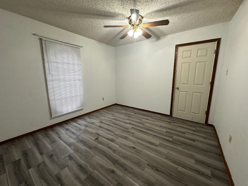 Building Photo - 3501 N 23rd Ln