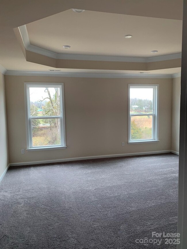 Building Photo - 23042 Clarabelle Dr
