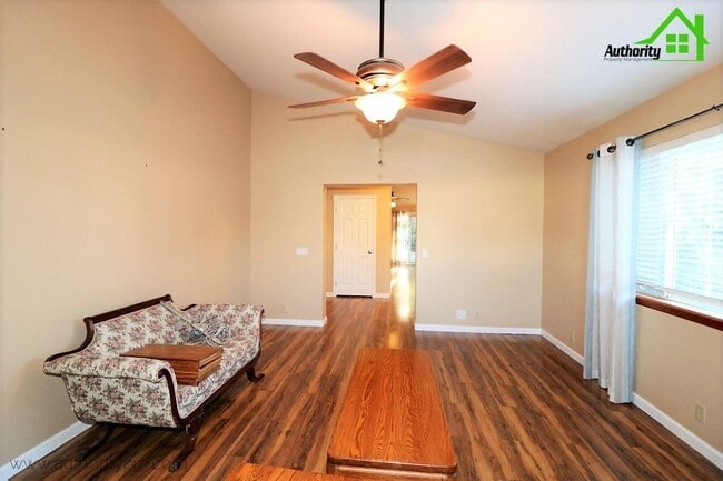 Building Photo - 1708 Gold Hills Dr