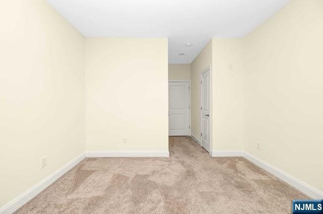 Building Photo - 10 Madison Ave