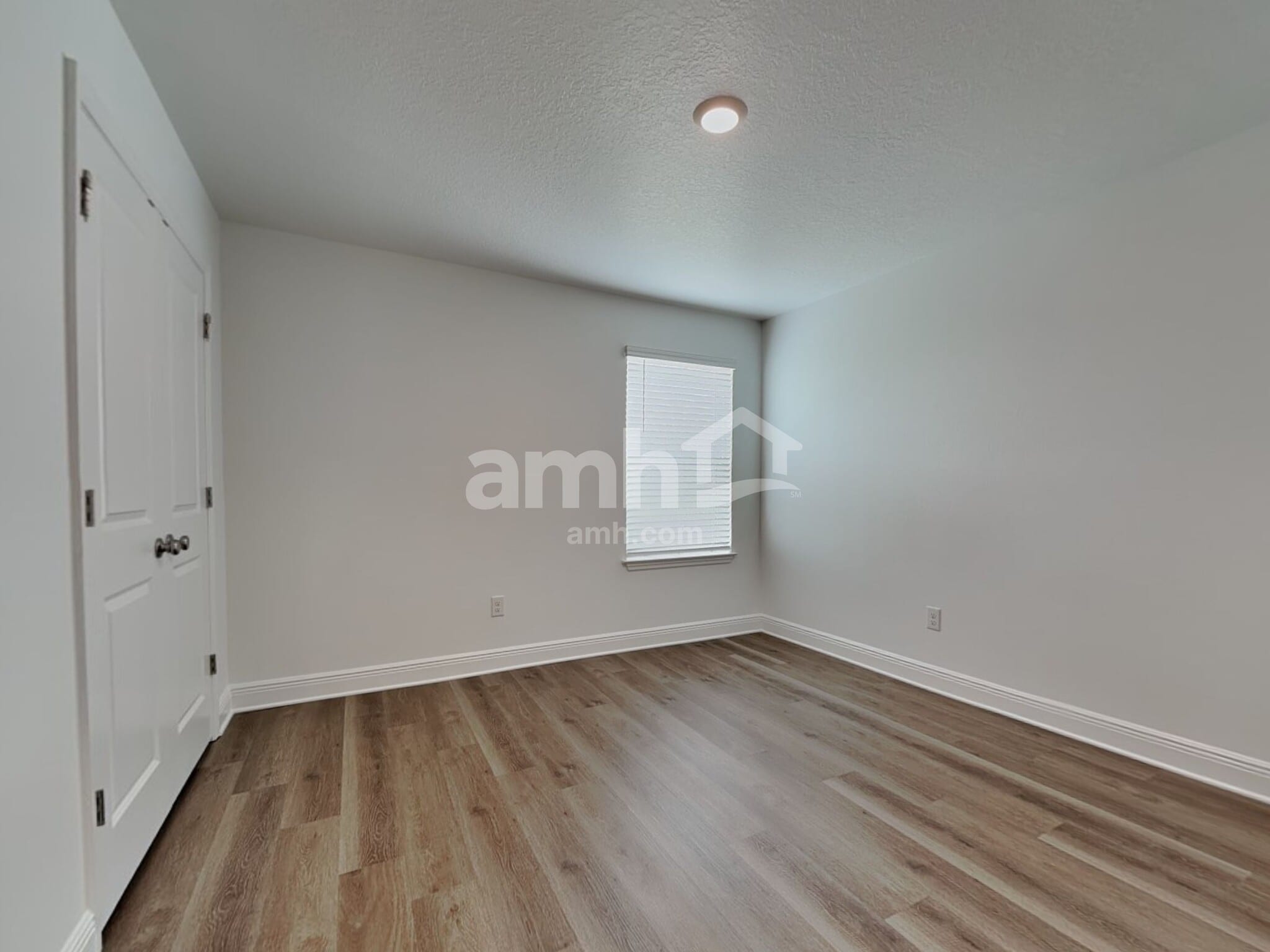 Building Photo - 6757 Atlantic Bch Ave