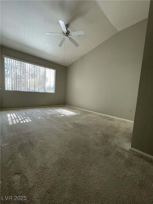 Building Photo - 5155 W Tropicana Ave