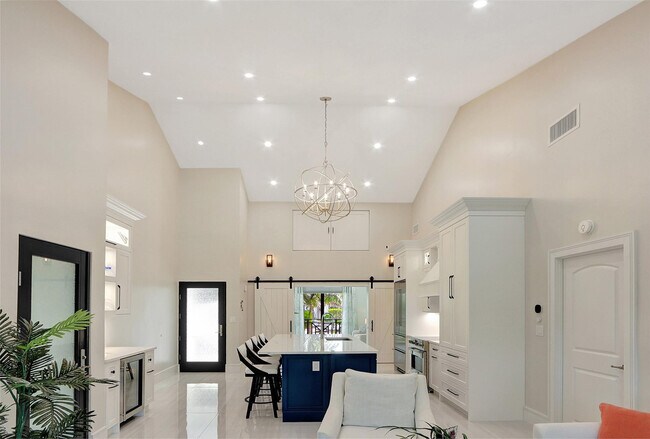 Building Photo - 1575 S Ocean Ln