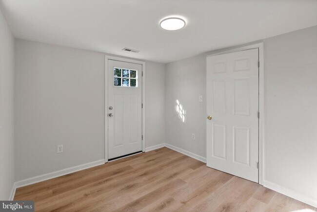 Building Photo - 3301 Sollers Point Rd