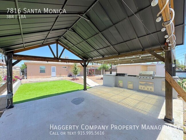 Building Photo - 7816 Santa Monica Ct
