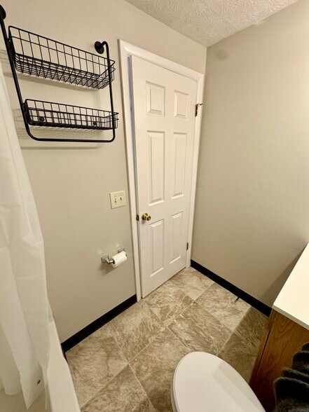 Building Photo - 7417 Rob St NW