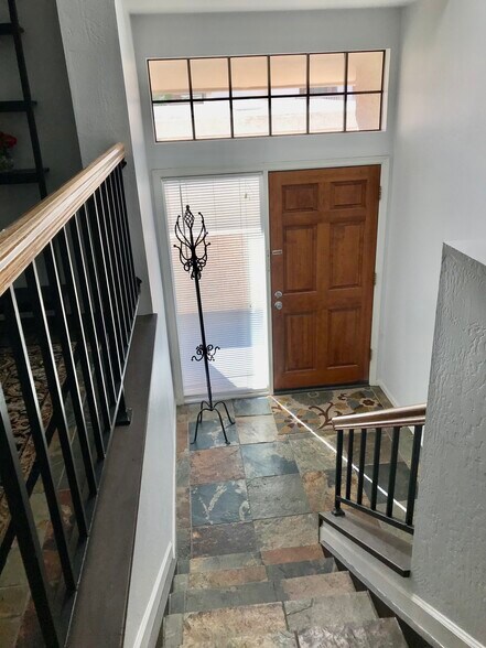 Entry - 7800 E Lincoln Dr