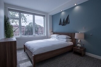 Building Photo - 910 Beacon St